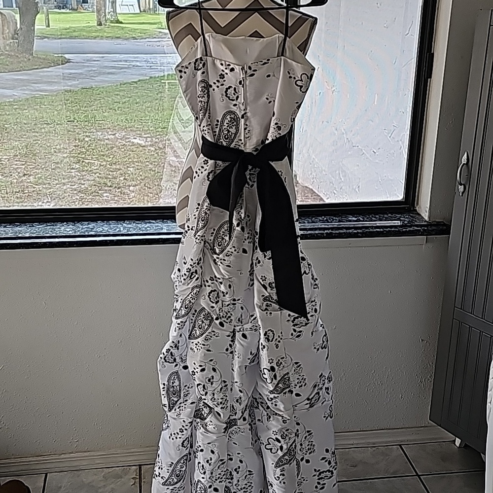 Morgan & Co formal/prom dress size 5/6 - Picture 6 of 7